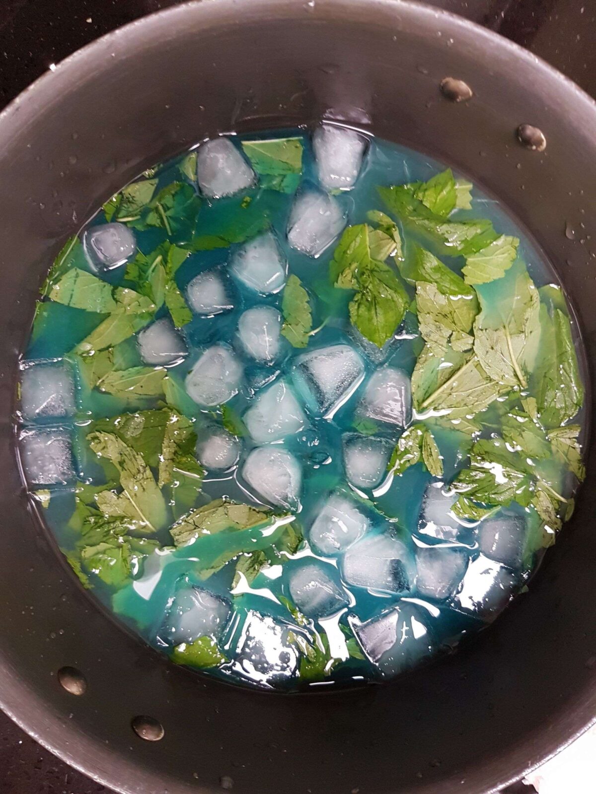 Apple Blue Lagoon Mocktail Recipe