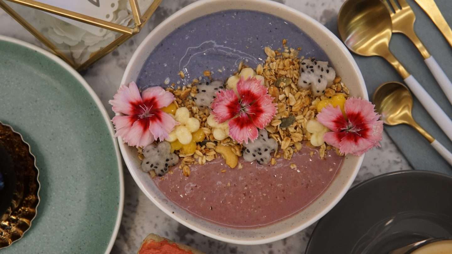 Pastel Rainbow Smoothie Bowl