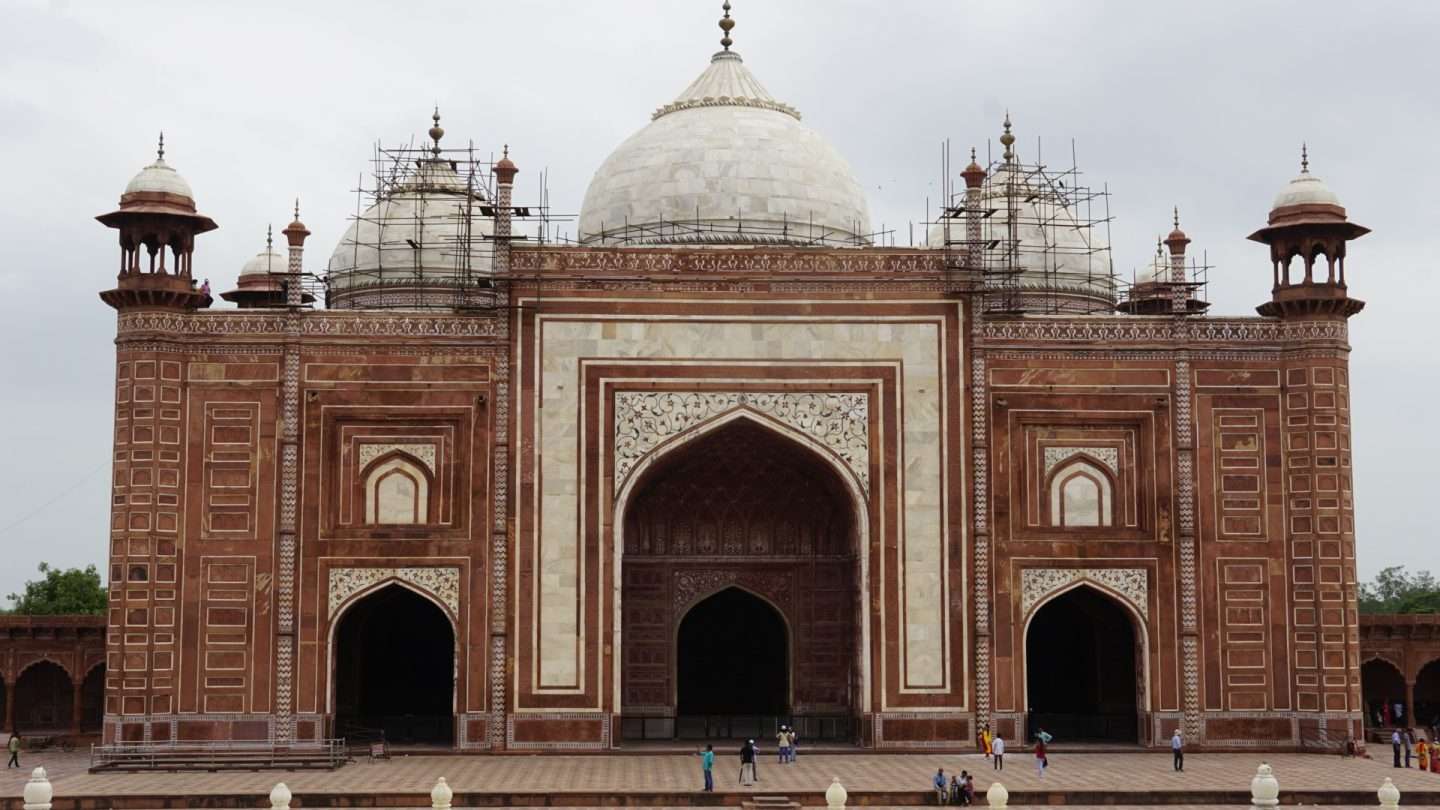 Taj Mahal - Agra Travel Guide