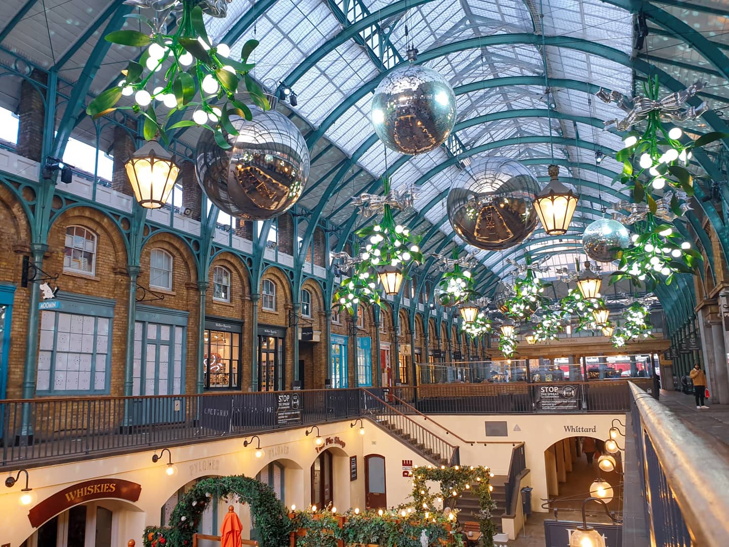Discover the Magic of Christmas Lights in London