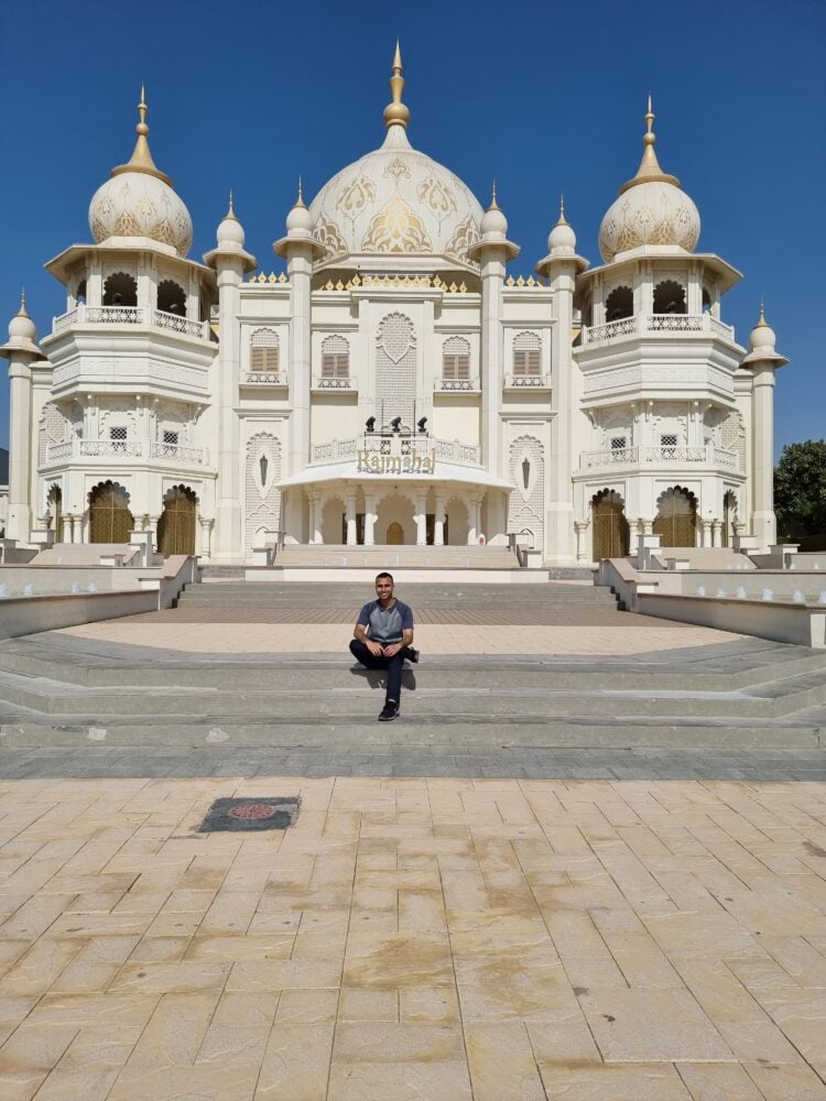 Raj Mahal at Bollywood Parks