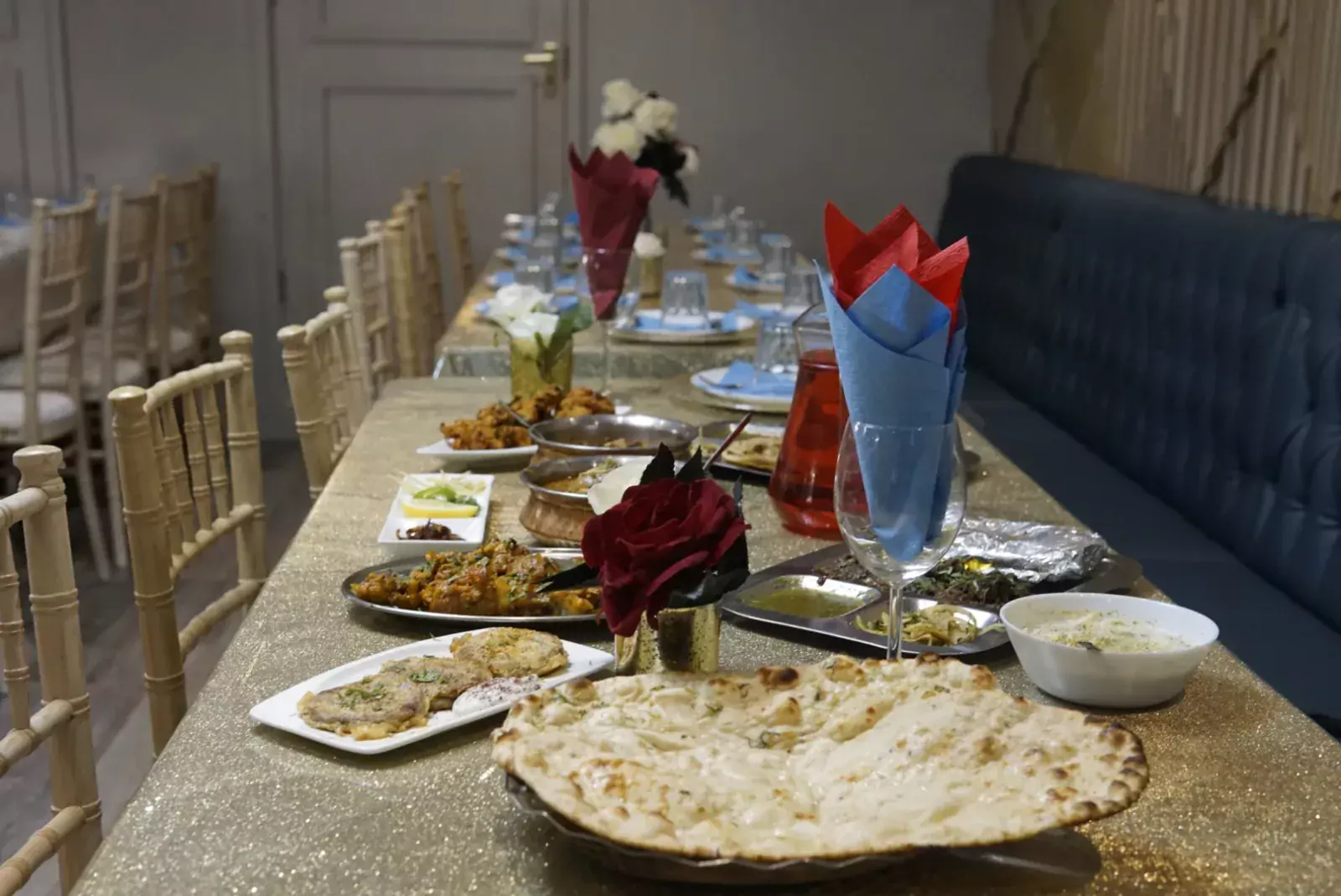 Table Settings at Dil Pasand