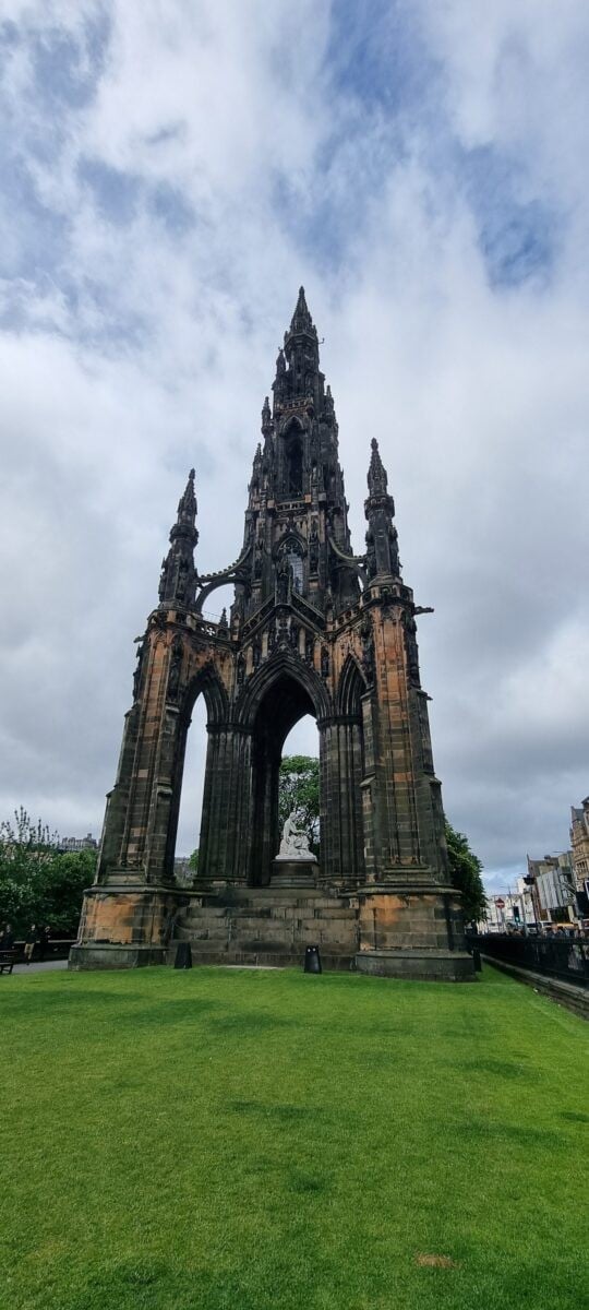 Scott Monument