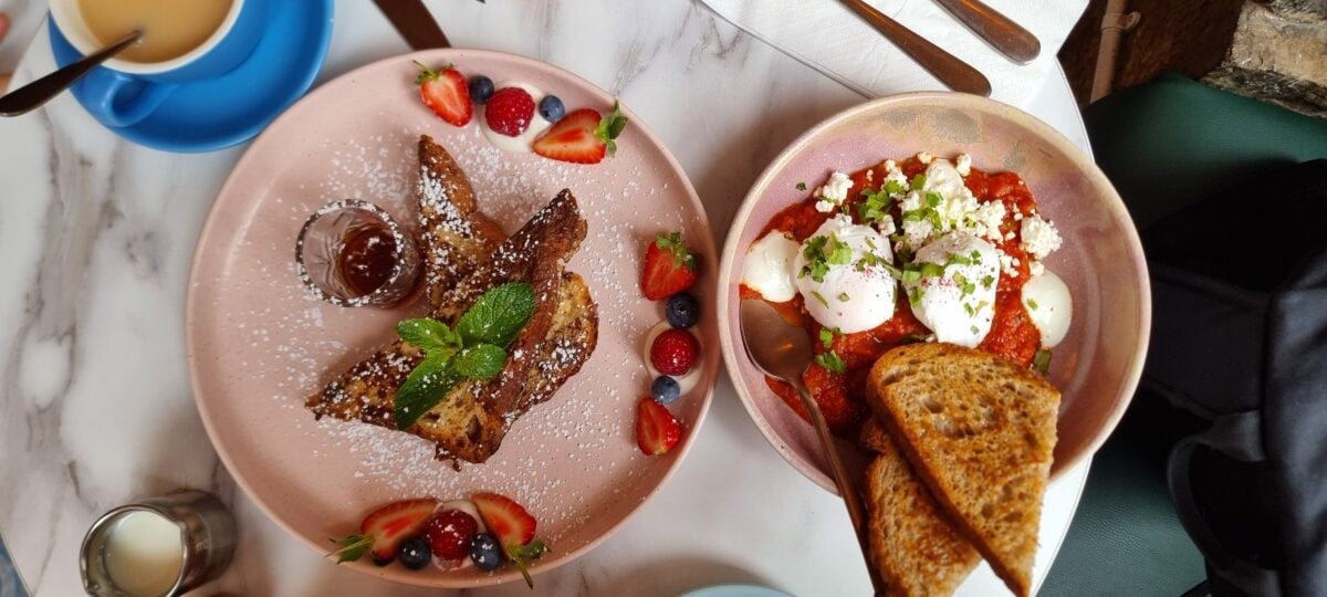 Laila Cafe Breakfast