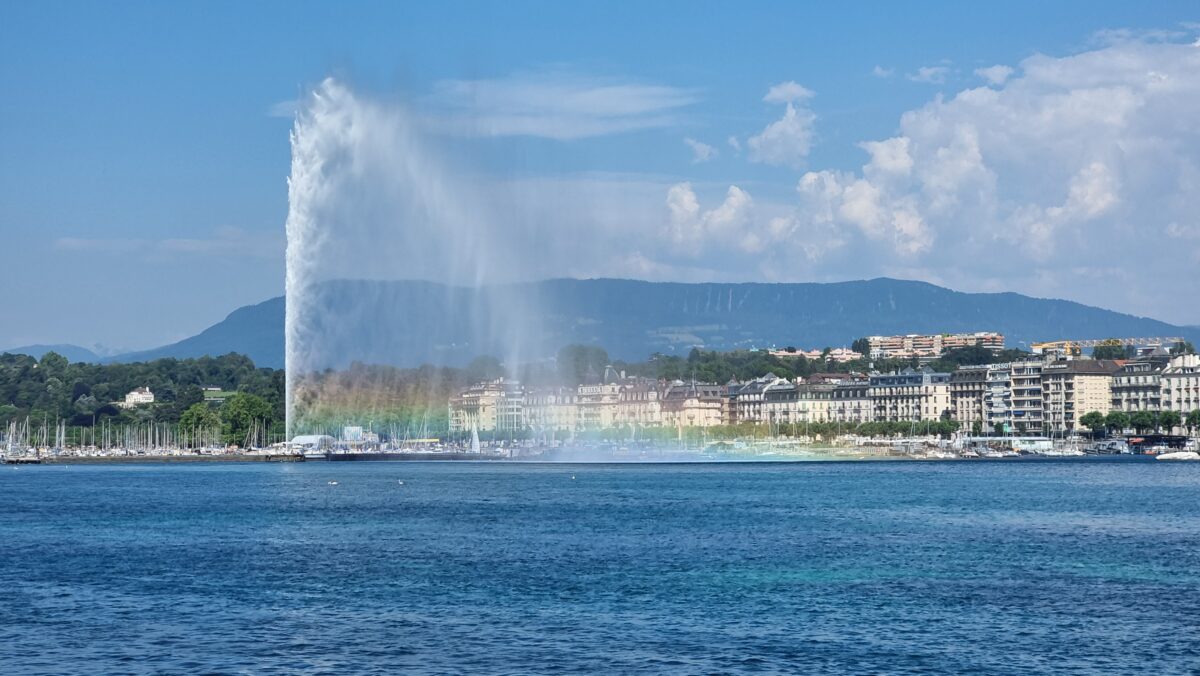 Lake view of Jet d’Eau